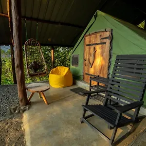 Venture Camps Bed & Breakfast